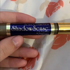 Smoked topaz shadowsense